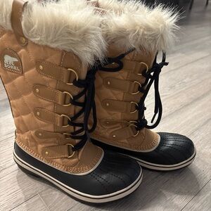 Sorel Brown and Black Quilted Boots with Fur Trim